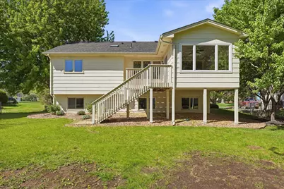 9803 Kirkwood Lane N, Maple Grove, MN 55369 - Photo 5