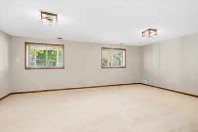 9803 Kirkwood Lane N, Maple Grove, MN 55369 - Photo 39
