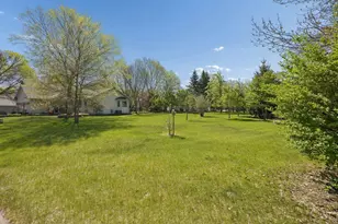 1716 Southwood Trl, Saint Cloud, MN 56301 - Photo 15