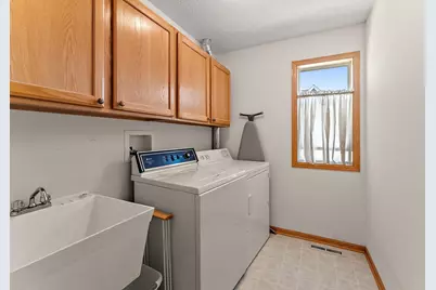 21 River Bend Place, Chaska, MN 55318 - Photo 13