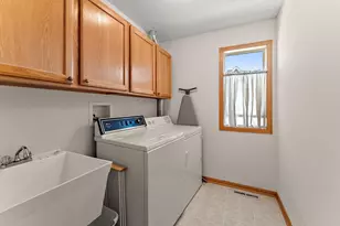 21 River Bend Pl, Chaska, MN 55318 - Photo 13