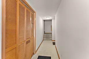 21 River Bend Pl, Chaska, MN 55318 - Photo 5