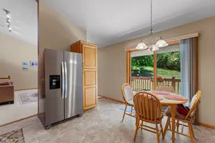 14278 Golf View Dr, Eden Prairie, MN 55346 - Photo 11