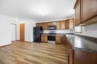 4257 Estate Drive S, Fargo, ND 58104 - Photo 7
