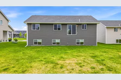 422 Bluebird Drive NW, Isanti, MN 55040 - Photo 35