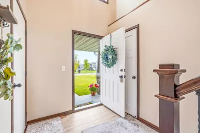 422 Bluebird Drive NW, Isanti, MN 55040 - Photo 3