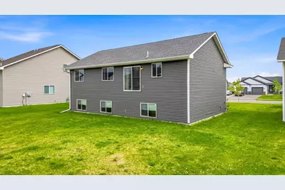 422 Bluebird Drive NW, Isanti, MN 55040 - Photo 37
