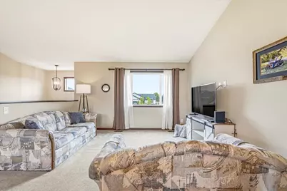 422 Bluebird Drive NW, Isanti, MN 55040 - Photo 7