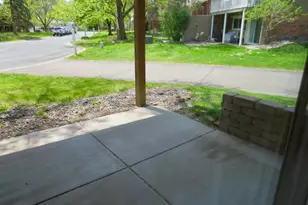 7607 Zinnia Way, Maple Grove, MN 55311 - Photo 33