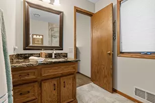 1286 Limestone Dr S, Shakopee, MN 55379 - Photo 27