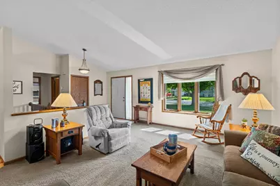 1286 Limestone Drive S, Shakopee, MN 55379 - Photo 7