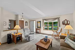 1286 Limestone Dr S, Shakopee, MN 55379 - Photo 7