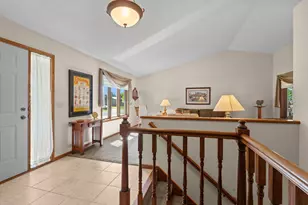 1286 Limestone Dr S, Shakopee, MN 55379 - Photo 5