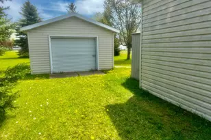 404 Humming Bird Ln, New York Mills, MN 56567 - Photo 11