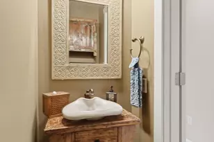 1415 W Gateway Cir S, Fargo,  58103 - Photo 13