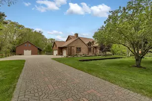 4457 Farmdale Cir, Saint Augusta, MN 56301 - Photo 3