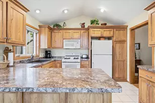 2225 Wight Bay, Brooklyn Park, MN 55443 - Photo 9