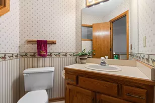 1320 Griffin Ave, Mahtomedi, MN 55115 - Photo 31