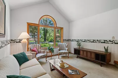 1320 Griffin Avenue, Mahtomedi, MN 55115 - Photo 7