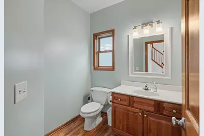 2350 Fawn Hill Court, Chanhassen, MN 55317 - Photo 23