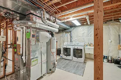 2350 Fawn Hill Court, Chanhassen, MN 55317 - Photo 25