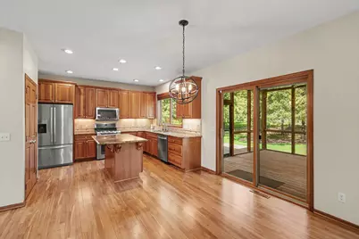 2350 Fawn Hill Court, Chanhassen, MN 55317 - Photo 11