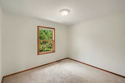 2350 Fawn Hill Court, Chanhassen, MN 55317 - Photo 17