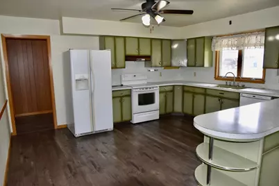 666 3rd Street, Ocheyedan, IA 51354 - Photo 7