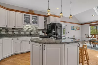 2237 Chelmsford Lane, Saint Cloud, MN 56301 - Photo 7