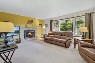 5649 Rebecca Ln, Minnetonka, MN 55345 - Photo 9