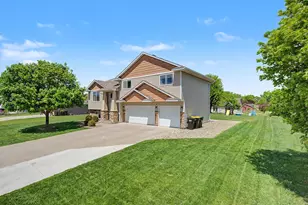 401 10th St SE, Freeport, MN 56331 - Photo 5