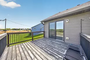 36 Sunnydale Ln SE, Rochester, MN 55904 - Photo 9