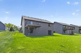 36 Sunnydale Ln SE, Rochester, MN 55904 - Photo 3