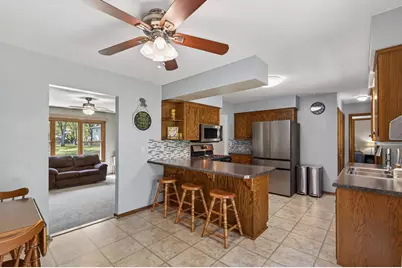 10340 York Lane, Bloomington, MN 55431 - Photo 11