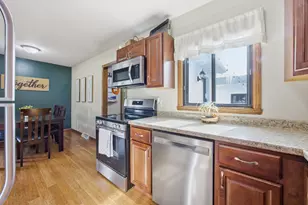 1802 18th St S, Moorhead, MN 56560 - Photo 9