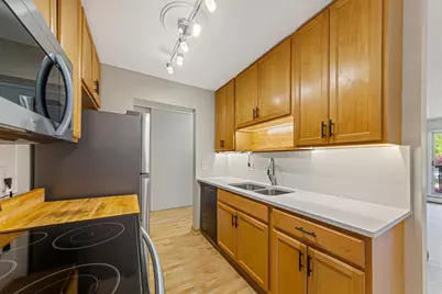 2005 E 122nd Street #A11, Burnsville, MN 55337 - Photo 5