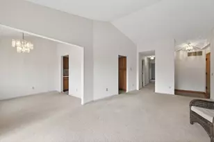 2638 Lake Ct Dr, Mounds View, MN 55112 - Photo 7