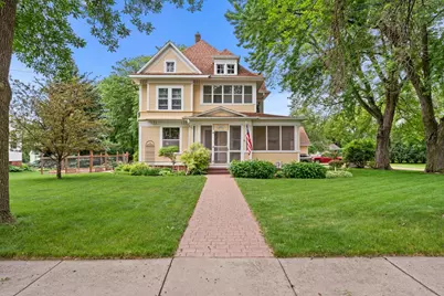 605 S Lafayette Avenue, Fulda, MN 56131 - Photo 1