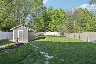 17698 S Shore Lane W, Eden Prairie, MN 55346 - Photo 27
