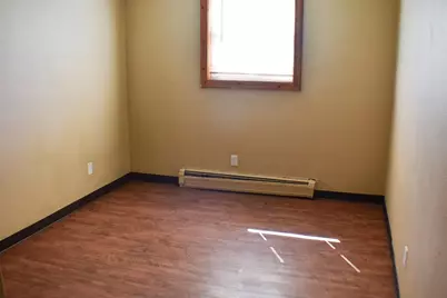 1011 19th Street S, Moorhead, MN 56560 - Photo 5