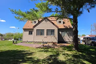 1803 SE Marshall St, Albert Lea, MN 56007 - Photo 1