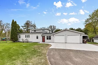 305 Main Avenue N, Braham, MN 55006 - Photo 1