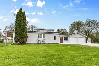 305 Main Avenue N, Braham, MN 55006 - Photo 3