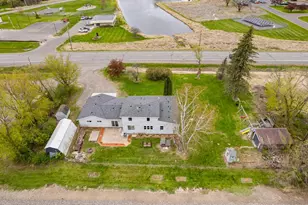 305 Main Ave N, Braham, MN 55006 - Photo 9
