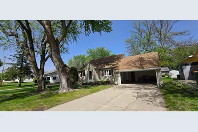 1208 Kent Avenue, Albert Lea, MN 56007 - Photo 3