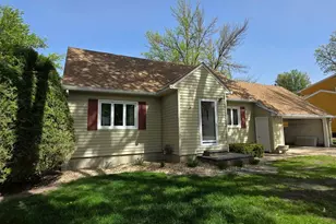 1208 Kent Ave, Albert Lea, MN 56007 - Photo 1