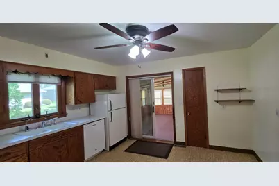 1208 Kent Avenue, Albert Lea, MN 56007 - Photo 11
