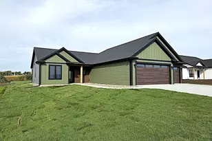 145 Rolling Hills Dr, Elgin, MN 55932 - Photo 3
