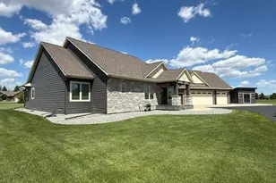 37037 337th St, Redwood Falls, MN 56283 - Photo 11