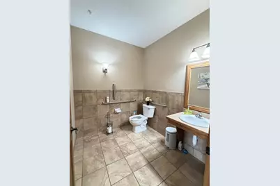 7965 Stone Creek Drive, Chanhassen, MN 55317 - Photo 5
